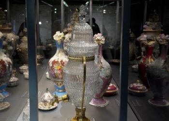Topkapı Sarayı’nın Şerbethane bölümü 452 eserlik yeni seçkisiyle ziyarete açıldı