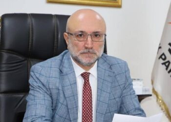 Yasak aşk skandalı sonrası AK Parti İl Başkanı görevini bıraktı 4 Yasak aşk skandalı sonrası AK Parti İl Başkanı görevini bıraktı