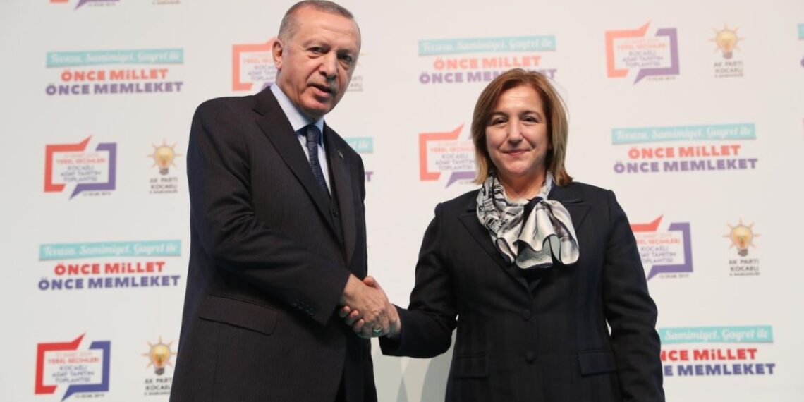 AK Parti’nin acı günü: Eski Kocaeli Milletvekili Azize Sibel Gönül hayatını kaybetti