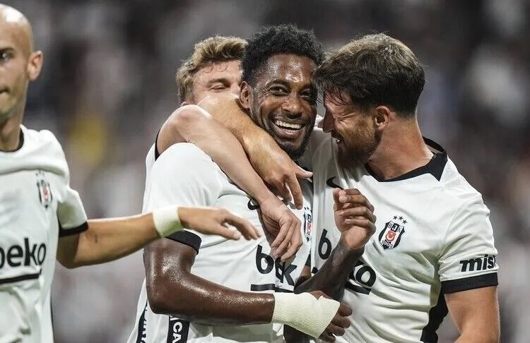 Beşiktaş, Avrupa’da tur kapısını araladı