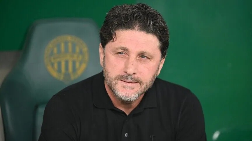 Anasayfa 67 Trabzonspor’da Fatih Tekke’nin istifası kabul edilmedi