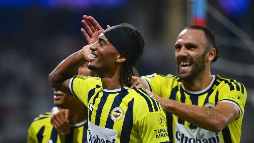 Anasayfa 72 Lyon’u yenen Fenerbahçe, 18 yıl sonra Şampiyonlar Ligi’nde