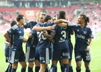 Fenerbahçe, deplasmanda Samsunspor’u mağlup etti