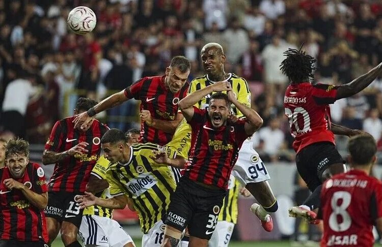 Safa Kar yazdı I Fenerbahçe kötü başladı 1 Safa Kar yazdı I Fenerbahçe kötü başladı