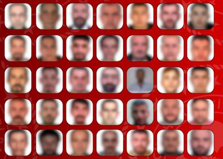 Bültenle aranan 60 firari Türkiye’ye getirildi