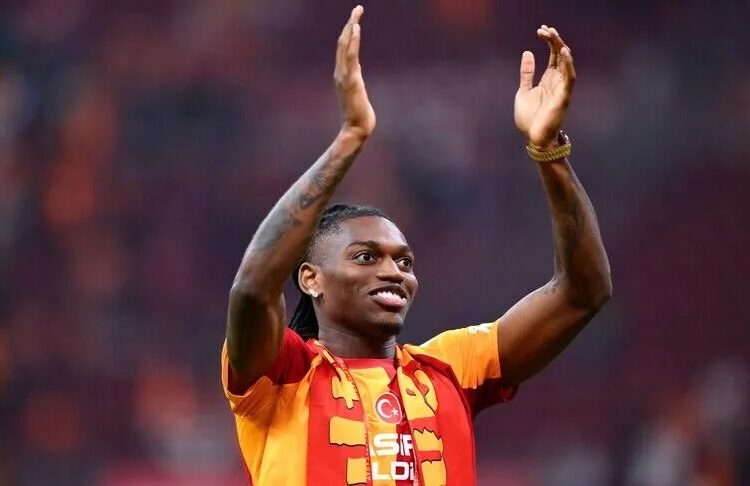 Galatasaray'ın yeni transferi Leao: Tekrar şampiyon olmak için buradayım 1 Galatasaray’ın yeni transferi Leao: Tekrar şampiyon olmak için buradayım