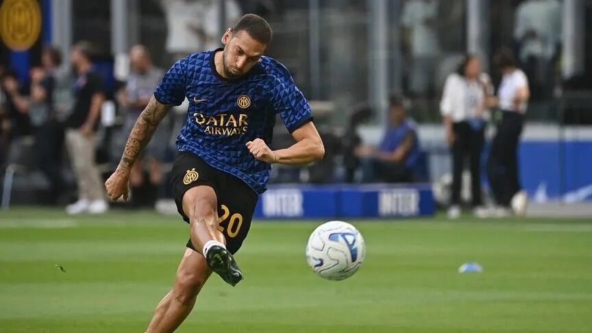 Anasayfa 66 Hakan Çalhanoğlu’nun oynadığı Inter, sezona galibiyetle başladı