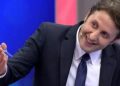 Evde düşen İlker Ayrık kaburgalarını kırdı
