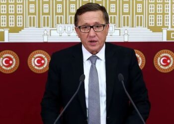 Lütfü Türkkan’dan “Cem Küçük tutuksuz yargılansın” çağrısı