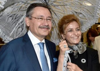 Gökçek ailesinin İzmir'de de 300 milyon liralık kaçak villası çıktı 2 Gökçek ailesinin İzmir’de de 300 milyon liralık kaçak villası çıktı