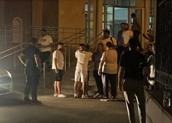 Fethiye'deki silahlı saldırıda MHP'li yönetici tutuklandı 2 Fethiye’deki silahlı saldırıda MHP’li yönetici tutuklandı