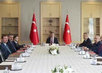 Takip ve Değerlendirme Kurulunda 4 alt komisyon kurulması kararlaştırıldı 2 Takip ve Değerlendirme Kurulunda 4 alt komisyon kurulması kararlaştırıldı