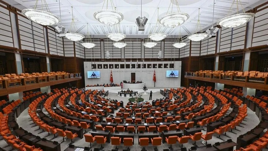 Anasayfa 65 Şehit aileleri ve gazilerin haklarına yönelik düzenlemeleri içeren kanun teklifi kabul edildi
