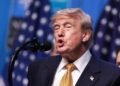 Trump Tahran yönetimine destek veren ülkeleri tehdit etti