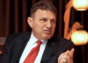 Emekli amiral Türker Ertürk hakkında soruşturma başlatıldı 4 Emekli amiral Türker Ertürk hakkında soruşturma başlatıldı