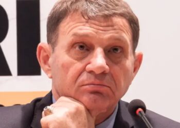 “İktidar değişecek” demişti: Türker Ertürk tutuklandı 2 “İktidar değişecek” demişti: Türker Ertürk tutuklandı