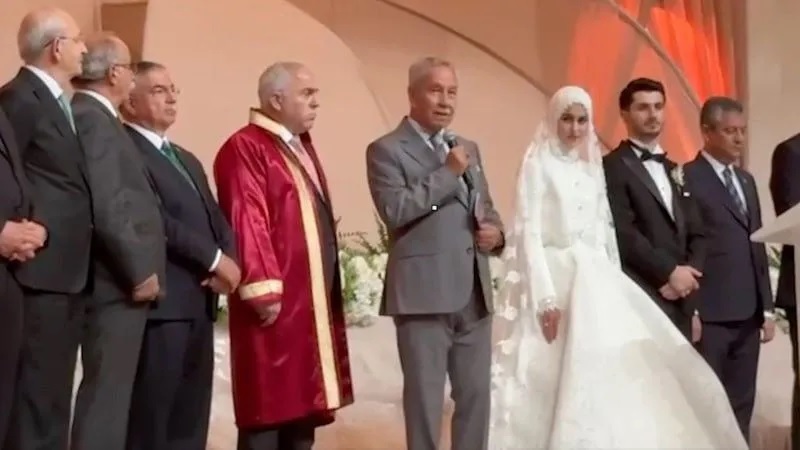 Hüsnü Yusuf Turabiç yazdı I Düğüne siyaset karıştırmak…! 1 Hüsnü Yusuf Turabiç yazdı I Düğüne siyaset karıştırmak…!