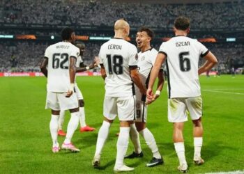 Beşiktaş'ı milli maç arasının ardından zorlu bir maraton bekliyor 2 Beşiktaş’ı milli maç arasının ardından zorlu bir maraton bekliyor