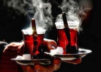 Çayı kahveyi kaynar içenler dikkat! Kanser riski 3 katına çıkabiliyor 2 Çayı kahveyi kaynar içenler dikkat! Kanser riski 3 katına çıkabiliyor