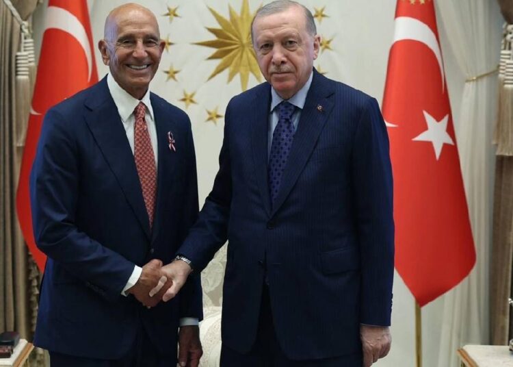 Erdoğan’la görüşen Barrack: Türkiye-ABD ittifakı hiç bu kadar güçlü olmamıştı 1 Erdoğan’la görüşen Barrack: Türkiye-ABD ittifakı hiç bu kadar güçlü olmamıştı