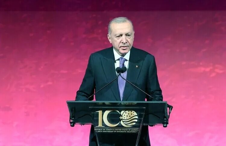 Cumhurbaşkanı Erdoğan: Daha adil bir dünya için farklı coğrafyaların tecrübesini ortak zeminde buluşturmalıyız 1 Cumhurbaşkanı Erdoğan: Daha adil bir dünya için farklı coğrafyaların tecrübesini ortak zeminde buluşturmalıyız