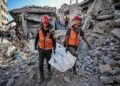 Gazze'de hastanelere son 48 saatte 17 kişinin cenazesi getirildi 13 Gazze’de hastanelere son 48 saatte 17 kişinin cenazesi getirildi
