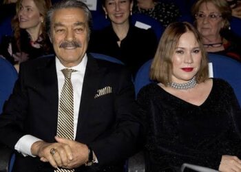 Kadir İnanır’ın vasiyeti ortaya çıktı! Tüm mirasını Jülide Kural’a bıraktı 2 Kadir İnanır’ın vasiyeti ortaya çıktı! Tüm mirasını Jülide Kural’a bıraktı