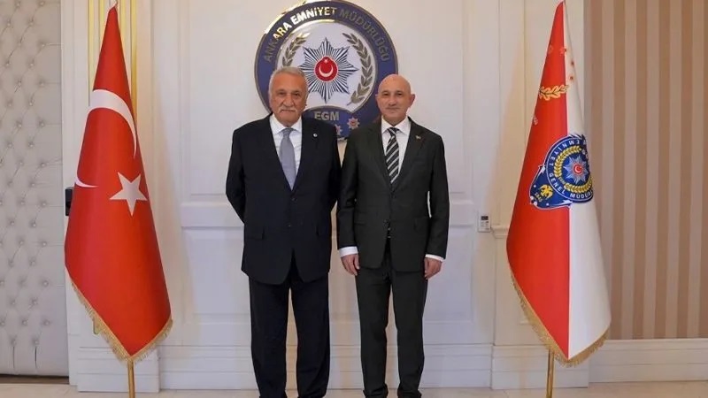 Anasayfa 65 Mehmet Ağar’dan Ankara Emniyeti’ne dikkat çeken ziyaret