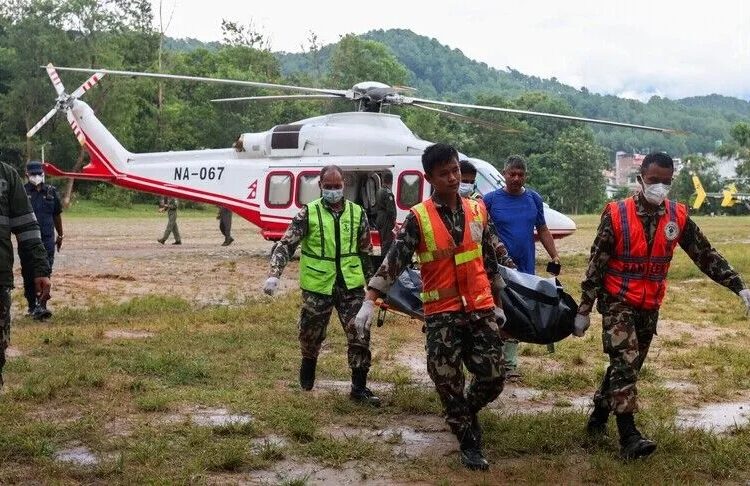 Nepal'deki selde hayatını kaybedenlerin sayısı 1342'ye çıktı 1 Nepal’deki selde hayatını kaybedenlerin sayısı 1342’ye çıktı