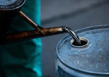 S. Arabistan'ın Doğu-Batı Petrol Boru Hattı'nı kapatması piyasada milyonlarca varil arz eksikliğine yol açabilir 2 S. Arabistan’ın Doğu-Batı Petrol Boru Hattı’nı kapatması piyasada milyonlarca varil arz eksikliğine yol açabilir