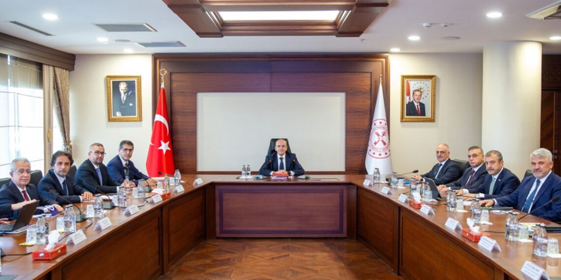 Anasayfa 70 Piyasalardaki sert sarsıntının ardından kritik zirve: Şimşek başkanlığındaki FİK toplandı