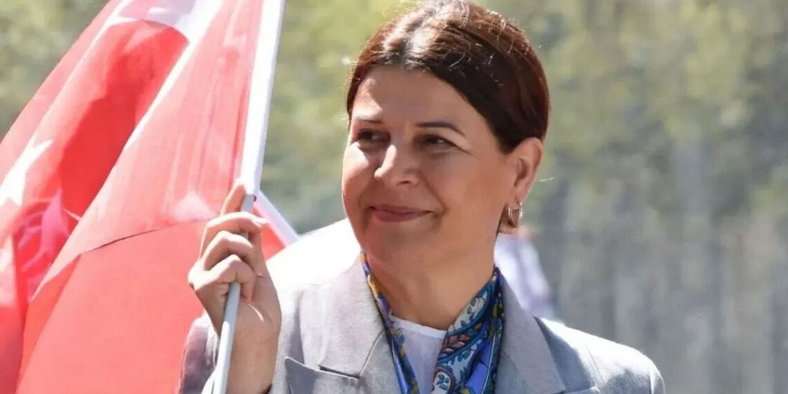 CHP’li Foça Belediye Başkanı AK Parti’ye geçiyor