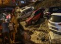 Ankara’da sel: Yol çöktü, çok sayıda araç hasar gördü