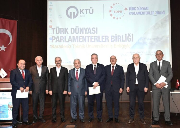 Kemal Albayrak yazdı | Bugünün dünya düzeninde Türk dünyası ne yapmalı? 1 Kemal Albayrak yazdı | Bugünün dünya düzeninde Türk dünyası ne yapmalı?
