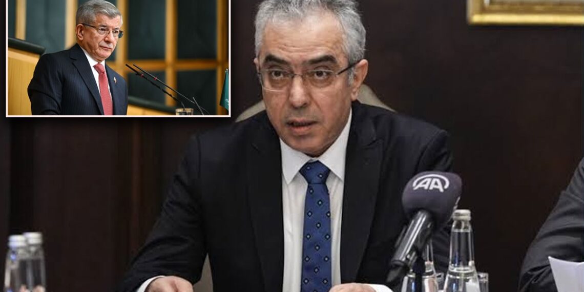 Anasayfa 65 Uçum: “Türkiye Cumhuriyeti’nin seçilmiş son başbakanı” ifadesi uydurma bir sıfat
