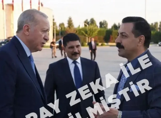 Anasayfa 65 WhatsApp durumunda Erdoğan ve Akın Gürlek’li yapay zekâ fotoğraflarını paylaştı, evinden alındı