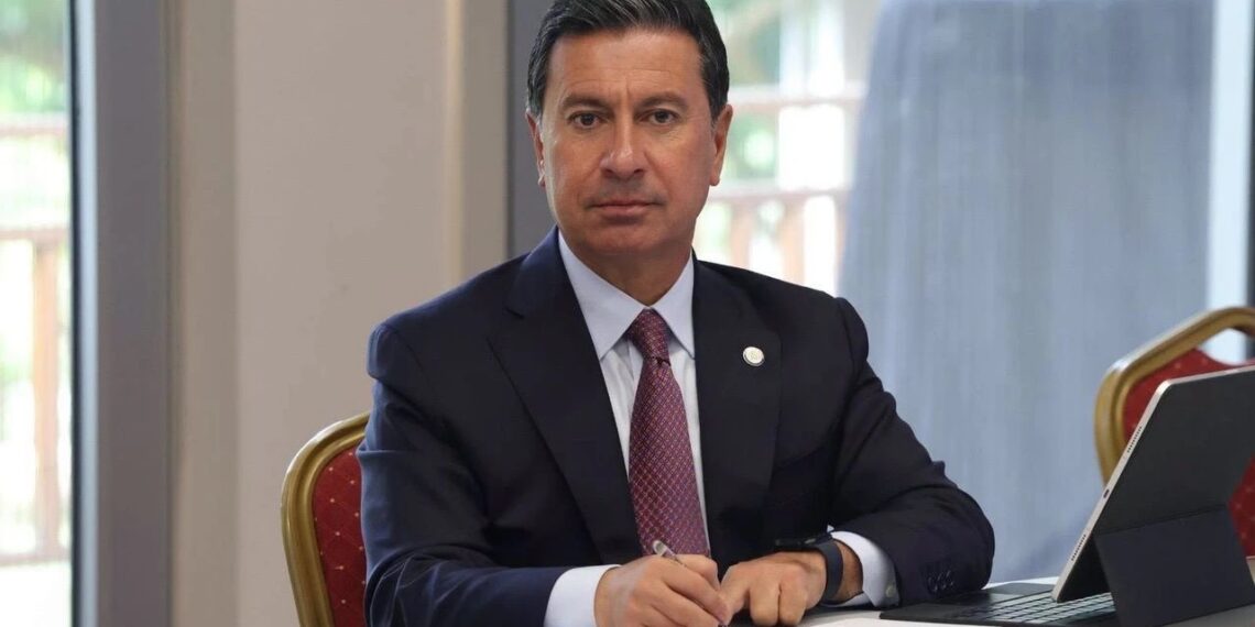 Anasayfa 77 Muğla Büyükşehir Belediye Başkanı Aras CHP’den istifa etti