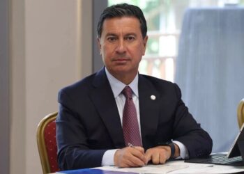 Muğla Büyükşehir Belediye Başkanı Aras CHP'den istifa etti 3 Muğla Büyükşehir Belediye Başkanı Aras CHP’den istifa etti