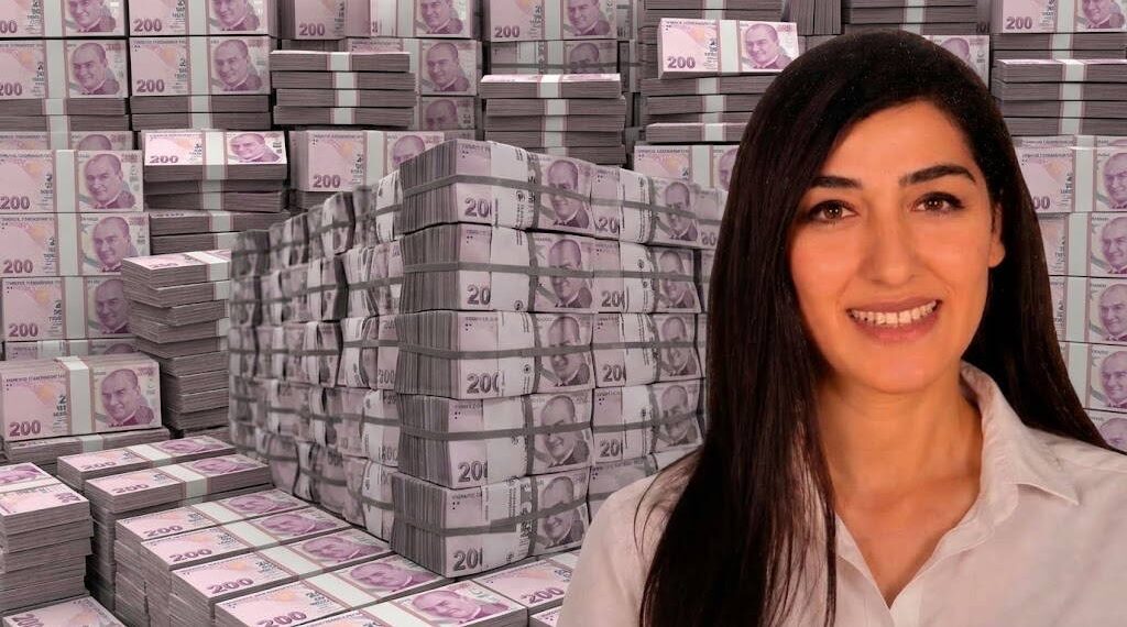Anasayfa 65 Karı-koca avukattan 4,8 milyar liralık hisse satışı