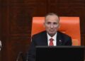 Bekir Bozdağ, TBMM Başkanvekilliği'nden istifa etti 12 Bekir Bozdağ, TBMM Başkanvekilliği’nden istifa etti