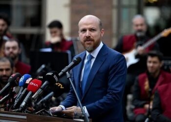 Bilal Erdoğan: Kendi kültürünü bilen insan, dünyaya söyleyecek sözü olan insandır 3 Bilal Erdoğan: Kendi kültürünü bilen insan, dünyaya söyleyecek sözü olan insandır