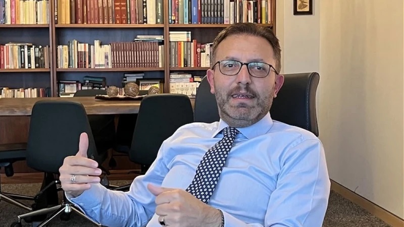 Fon skandalında ilk AK Partili gözaltında 1 Fon skandalında ilk AK Partili gözaltında