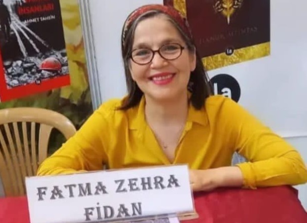 KHK’lı kadınların sessiz çığlığı: Öyle yalnız bırakıldılar ki seslerini yutmak zorunda kaldılar 1 KHK’lı kadınların sessiz çığlığı: Öyle yalnız bırakıldılar ki seslerini yutmak zorunda kaldılar