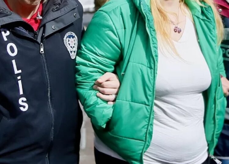 Yumurtalarını satan 41 kadına şafak operasyonu 1 Yumurtalarını satan 41 kadına şafak operasyonu