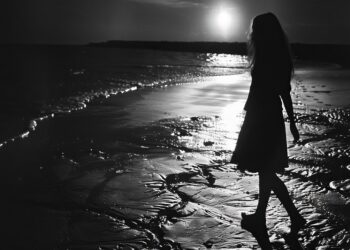 Fatma Zehra Fidan yazdı I Tanımsız karanlık üzerine