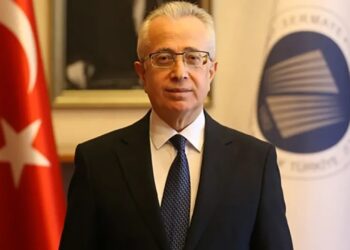 İstifa eden Mahmut Sütcü 2 yıl daha maaş alacak 2 İstifa eden Mahmut Sütcü 2 yıl daha maaş alacak
