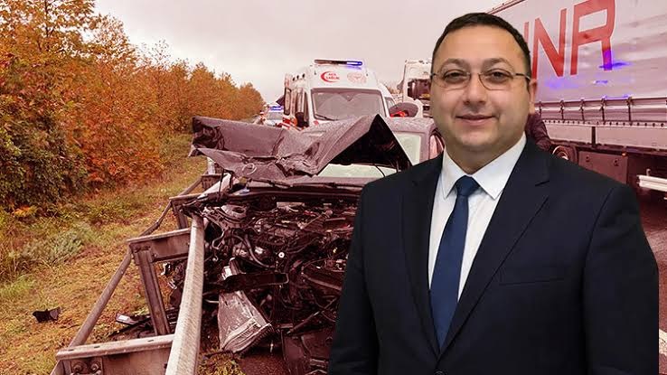Üsküdar Belediye Başkanvekili Gültekin trafik kazasında hayatını kaybetti 1 Üsküdar Belediye Başkanvekili Gültekin trafik kazasında hayatını kaybetti