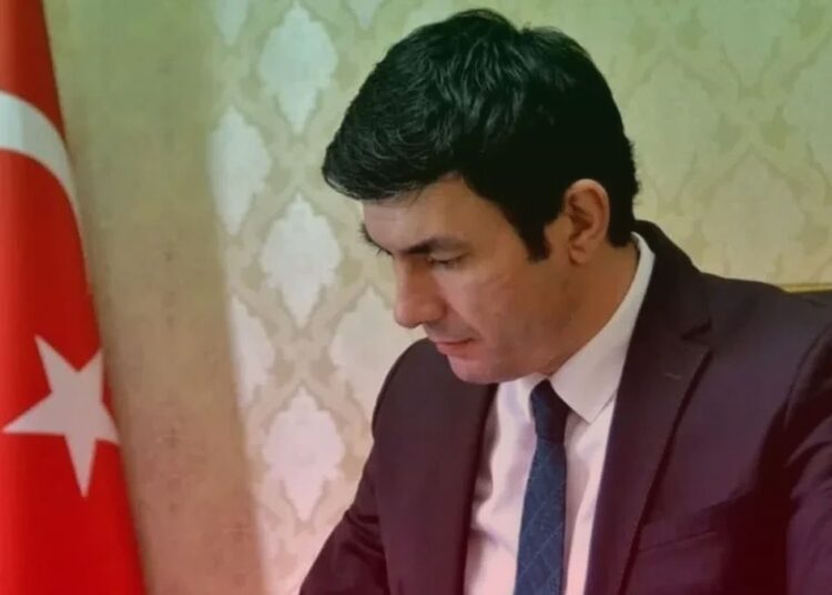 Afyonkarahisar Vali Yardımcısı silahla intihar etti 1 Afyonkarahisar Vali Yardımcısı silahla intihar etti
