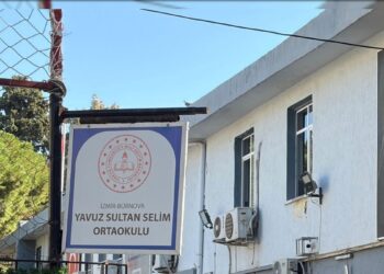 Kadın velileri taciz eden öğretmen açığa alındı 2 Kadın velileri taciz eden öğretmen açığa alındı